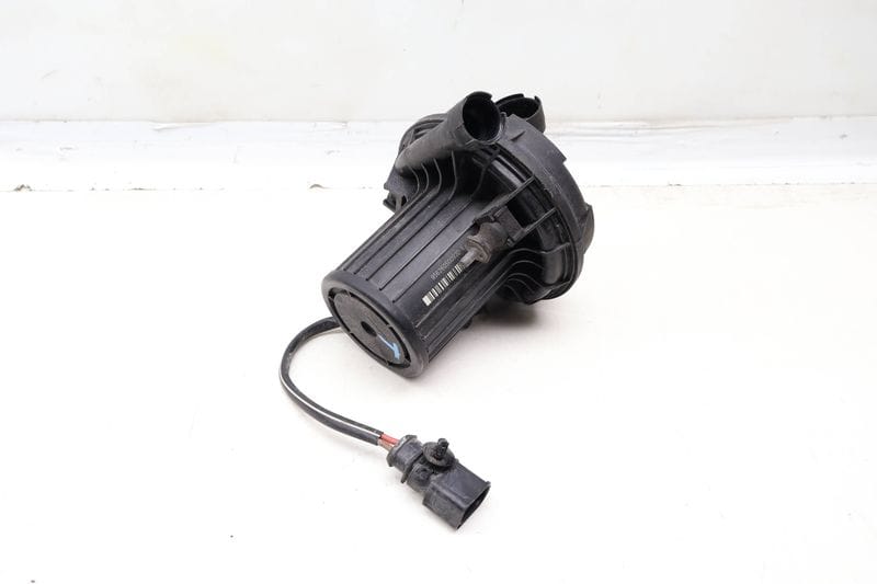 Secondary Air Pump 079959253 — Used (SKU 647094)