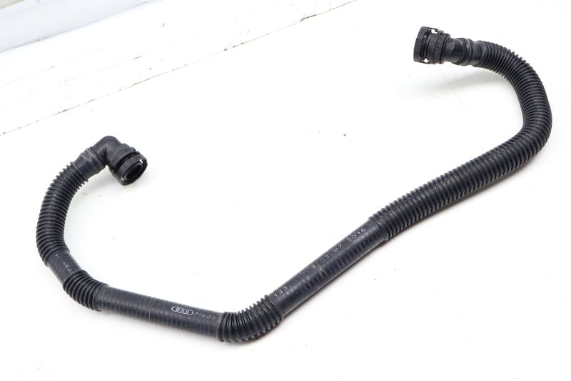Secondary Air Pump Hose / Line 4M0133817J — Used (SKU 705177)