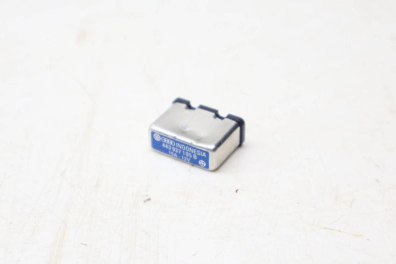 Thermal Fuse / Relay (15 AMP) 443937105B — Used (SKU 692702)