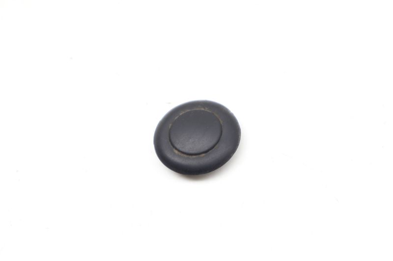 Trunk Lid / Hatch Plug Cap 4M0827713 — Used (SKU 731412)