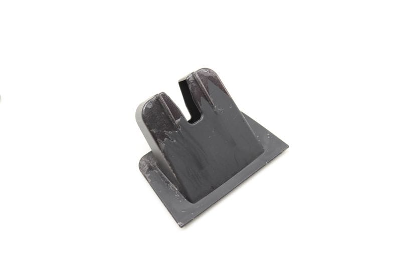 Trunk Lock / Latch Cover 4M0827520 — Used (SKU 607277)