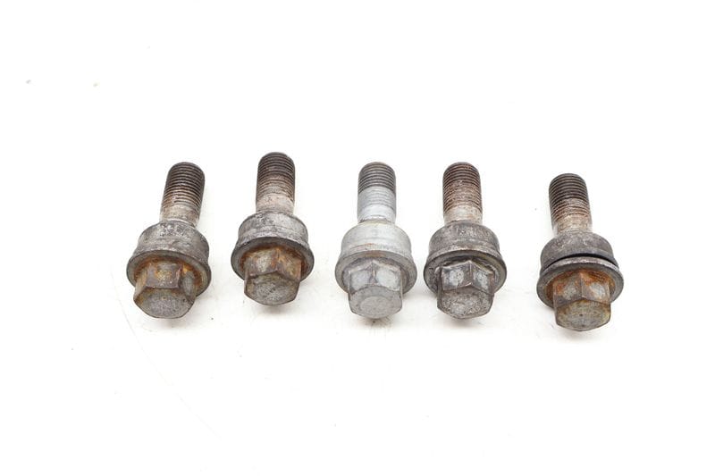 Wheel Bolt / Lug Nut Set (5) 8R0601295 — Used (SKU 647213)