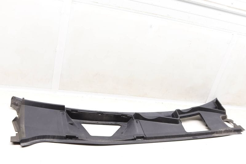 Windshield Cowl / Rain Tray 4M1819403D — Used (SKU 551171)