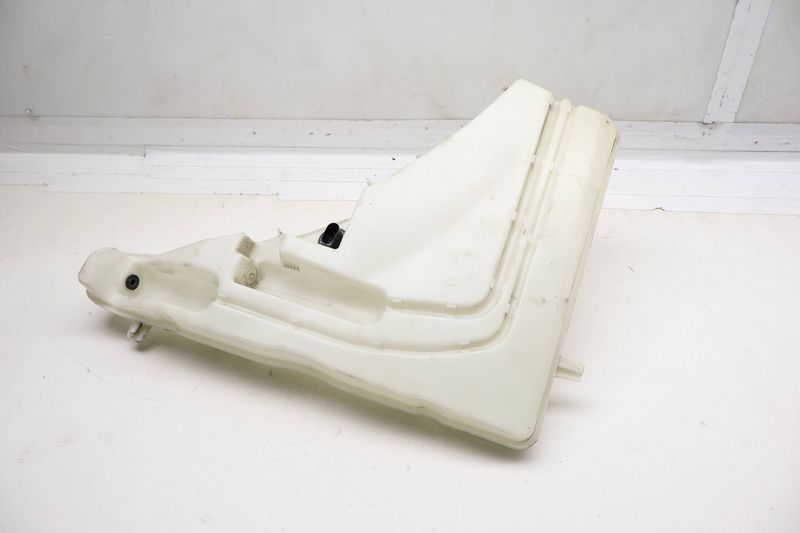 Windshield Washer Tank / Reservoir 4M0955453H — Used (SKU 731710)