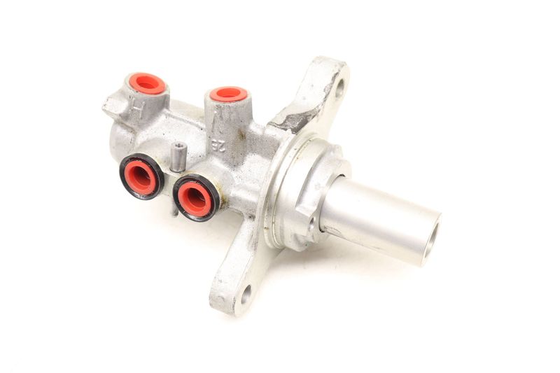 Brake Master Cylinder 34336851095 — Used (SKU 499069)