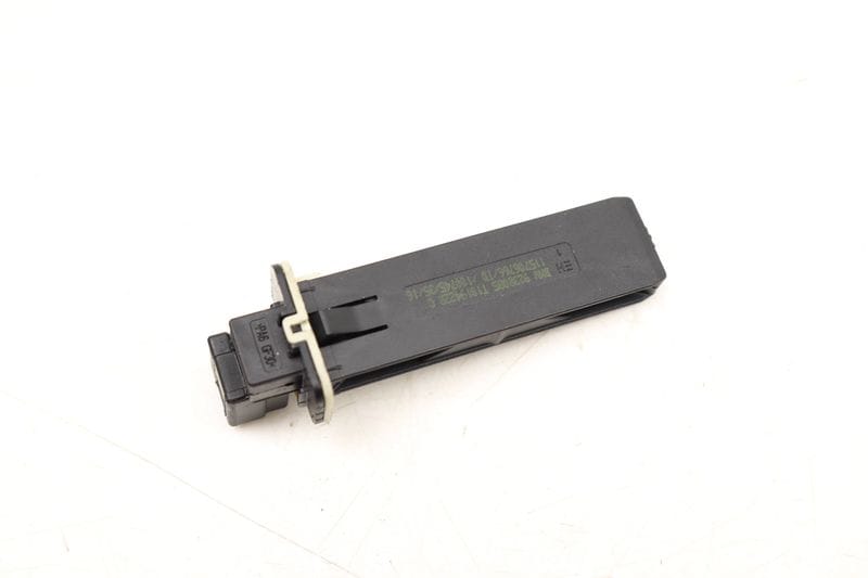 Cabin Air Temperature / Temp Sensor 64119238085 — Used (SKU 498759)
