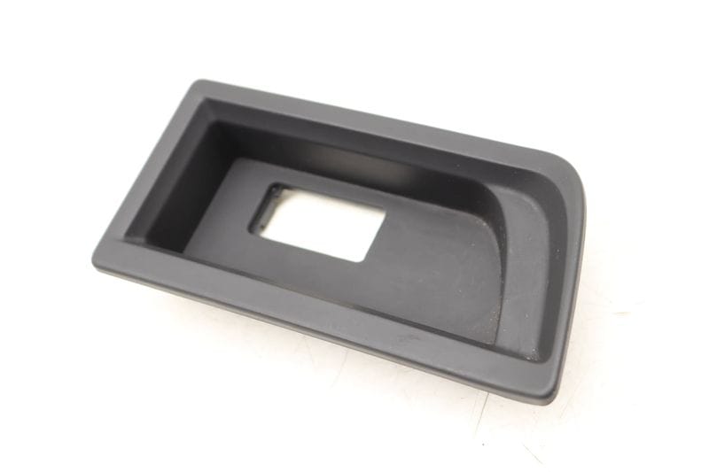 Center Console Insert / Socket Trim 51169207357 — Used (SKU 498820)