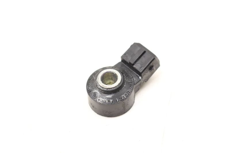 Knock / Ping Sensor 13627636937 — Used (SKU 498986)