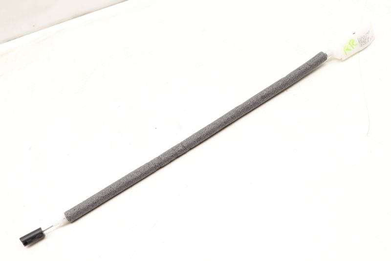 Interior Door Handle Release / Bowden Cable 51227259837 — Used (SKU 498897)