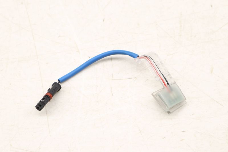 Exterior Door Handle Light 63177277447 — Used (SKU 539509)