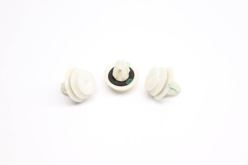 Door Panel Clip Set (3) 07147145753 — Used (SKU 546198)