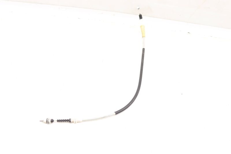 Exterior Door Handle Release / Bowden Cable 51217297439 — Used (SKU 546005)