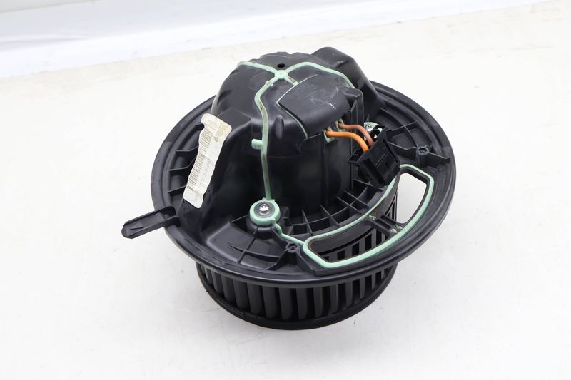 Blower Motor / Fan 64119244083 — Used (SKU 632194)