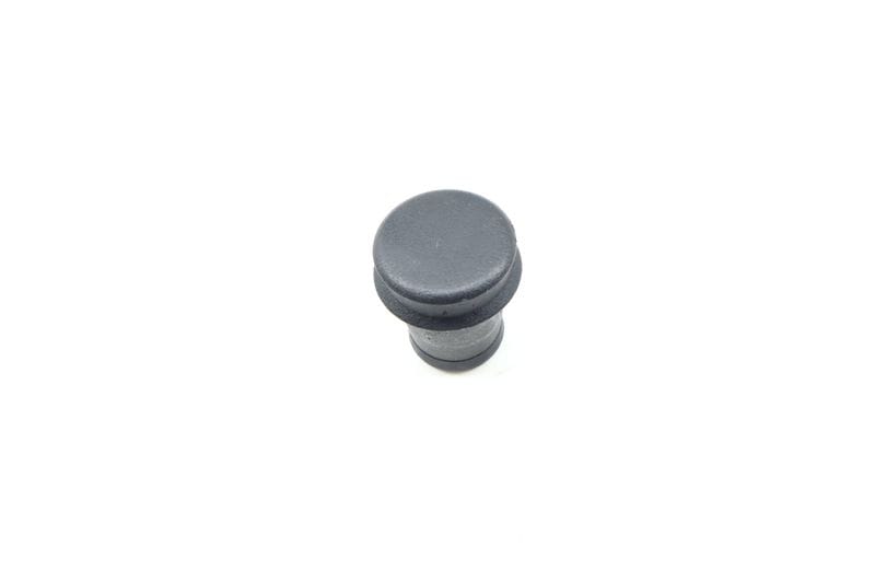 Cigarette Lighter Socket Plug 61349316116 — Used (SKU 665929)