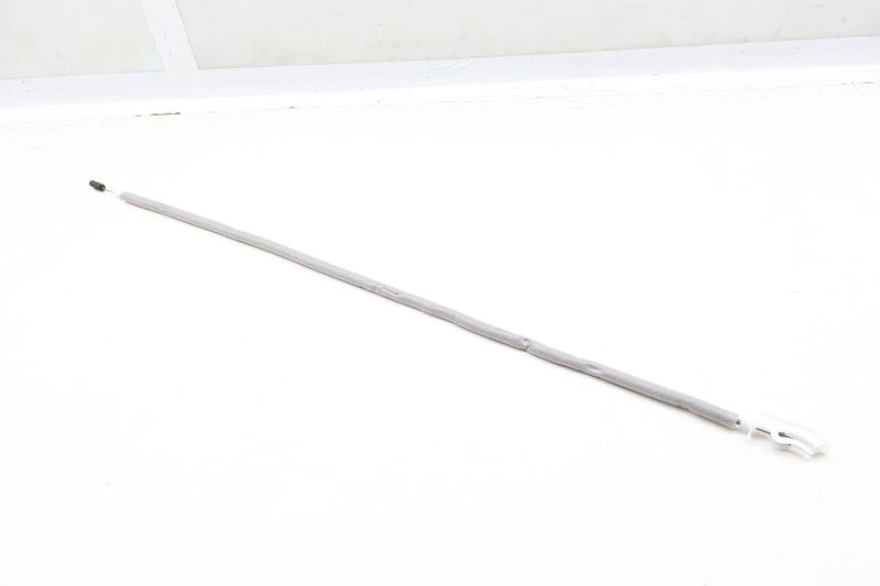 Door Handle Release / Bowden Cable 51217205899 — Used (SKU 632162)