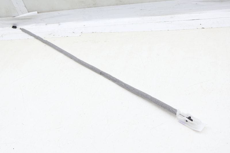 Door Handle Release / Bowden Cable 51217205899 — Used (SKU 665918)