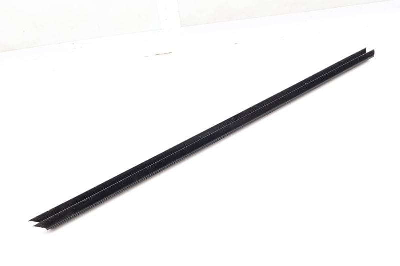Interior Door Window Slot Seal Trim 51337364750 — Used (SKU 632160)