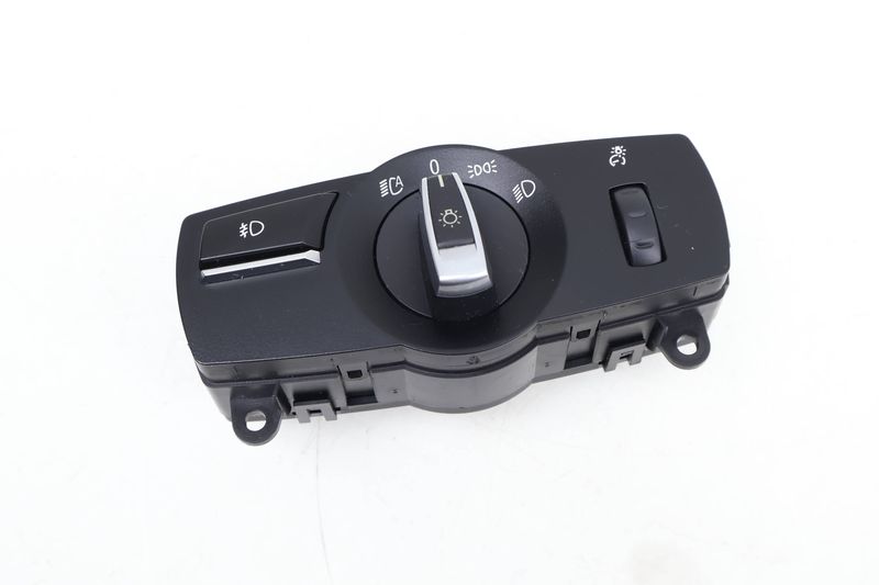 Headlight Dial / Fog Light Switch 61316803962 — Used (SKU 632040)