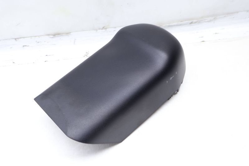Lower Steering Column Trim / Cover 61319237940 — Used (SKU 665900)