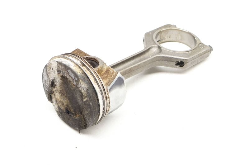 Piston / Connecting Rod 11258606459 — Used (SKU 632254)