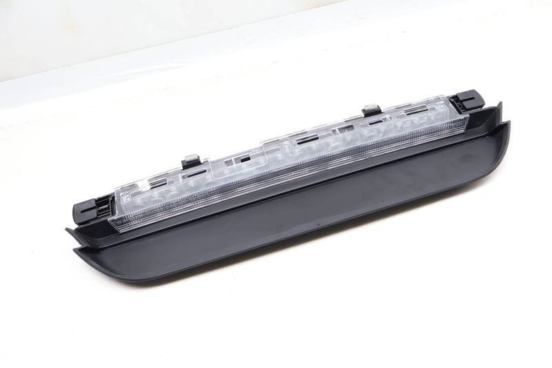 Center / Third Brake Light 63257336946 — Used (SKU 632153)