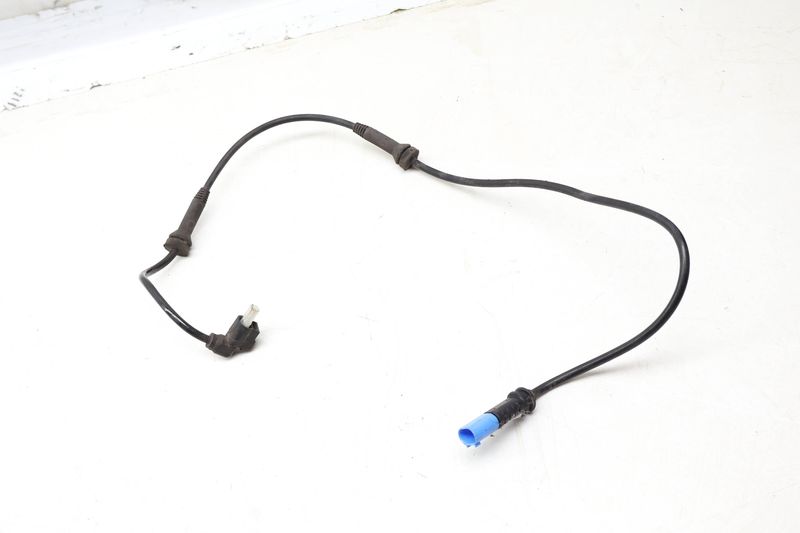 Strut / Shock Absorber Wiring Harness Connector 37156797032 — Used (SKU 666432)