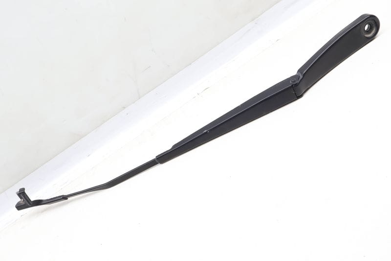 Windshield Wiper Arm 61617213272 — Used (SKU 632205)