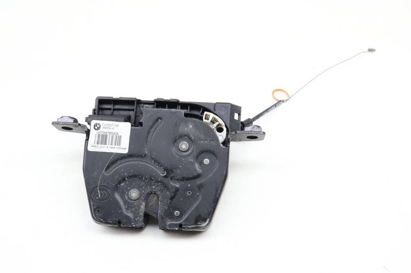 Trunk Hatch Latch / Lock 51247397630 — Used (SKU 632126)