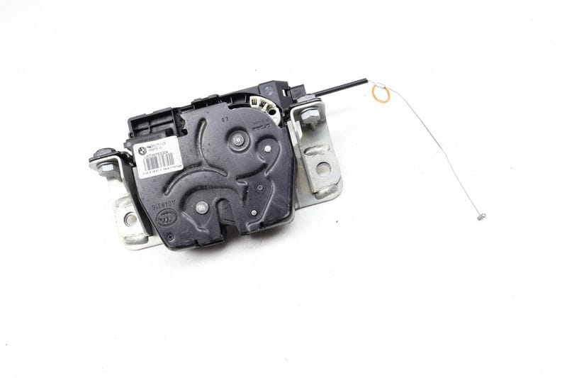 Trunk Hatch Latch / Lock 51247397630 — Used (SKU 666089)