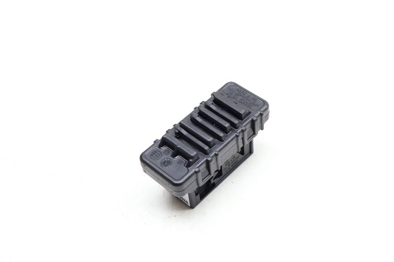 Bus Interface / Resistor 61139266838 — Used (SKU 657082)