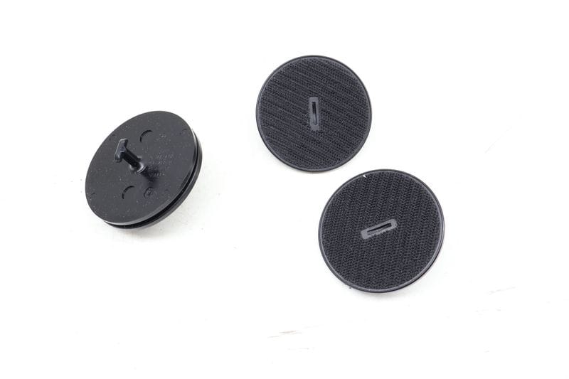 Carpet Floor Mat Fastener / Mount Set (4) 07149166608 — Used (SKU 657044)