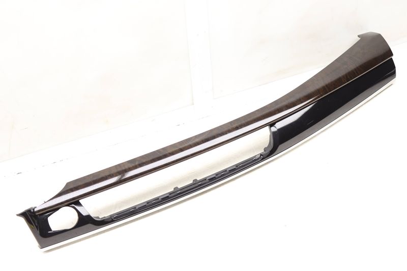 Center Dash Panel Trim 51459270476 — Used (SKU 552481)
