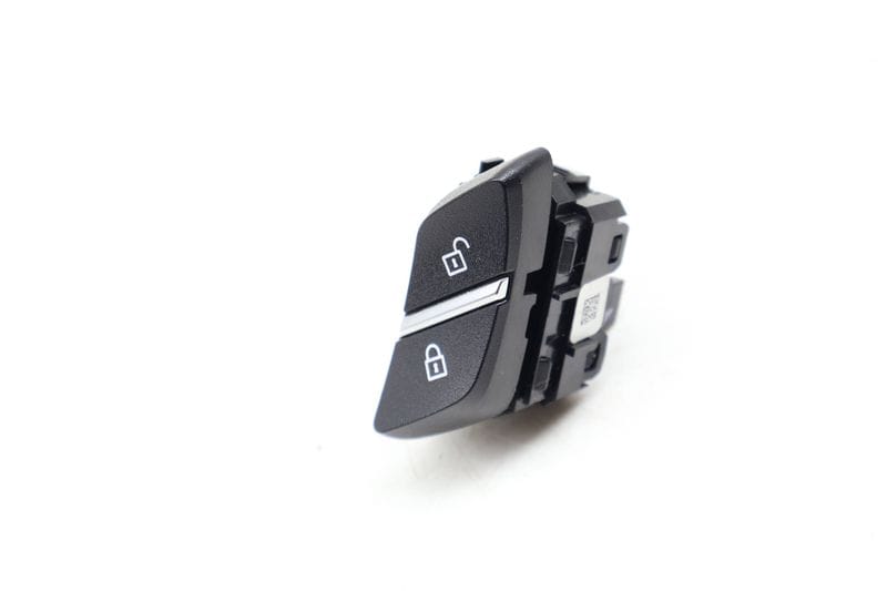 Door Lock / Unlock Switch Button 61316801351 — Used (SKU 657058)