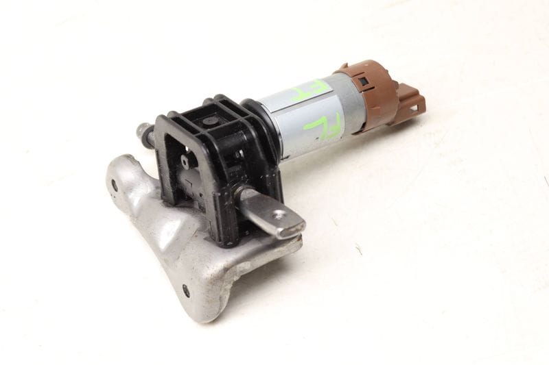 Front Tilt Seat Motor 52107314225 — Used (SKU 552725)