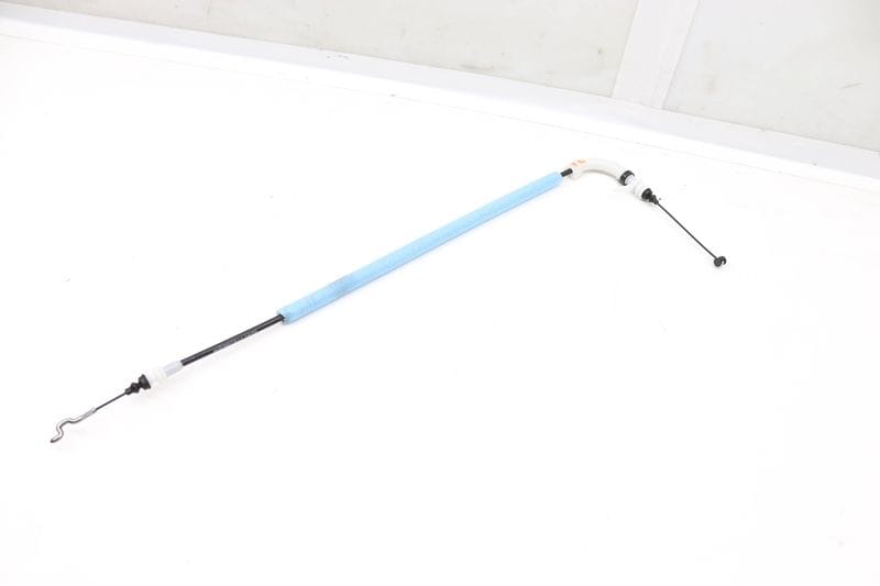 Exterior Door Handle Release / Bowden Cable 51217328100 — Used (SKU 563285)