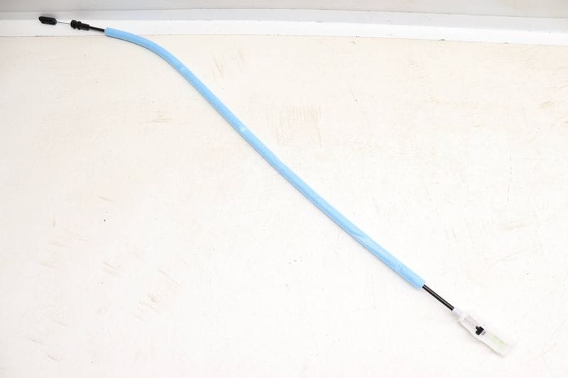 Interior Door Handle Release / Bowden Cable 51217293621 — Used (SKU 552554)