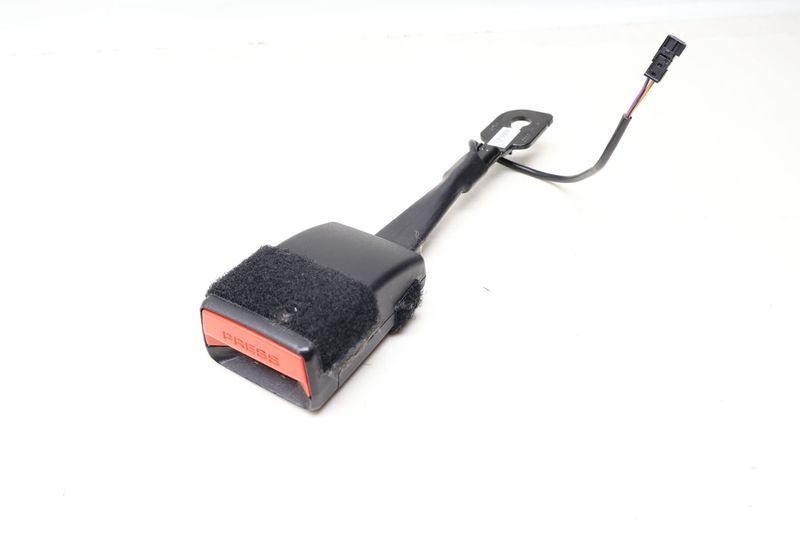 Seat Buckle / Receiver 72117297131 — Used (SKU 644021)