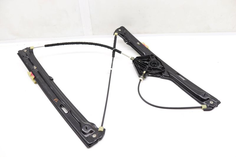 Window Regulator 51337286483 — Used (SKU 563619)