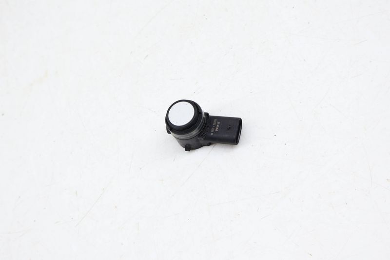 Bumper PDC / Park Distance / Assist Sensor 66209283200 — Used (SKU 666819)