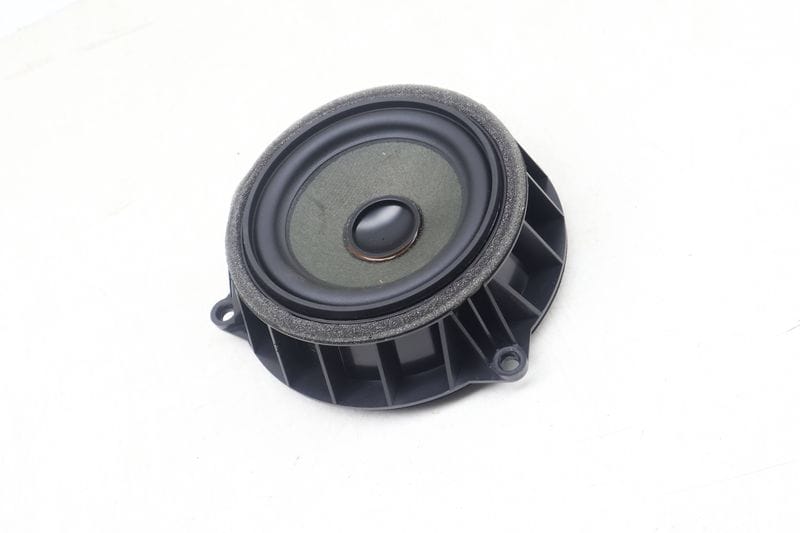 Door Hifi Speaker (MID-RANGE) 65139286367 — Used (SKU 656923)