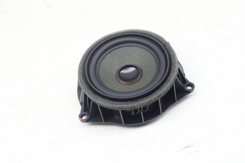 Door Hifi Speaker (MID-RANGE) 65139286367 — Used (SKU 656924)
