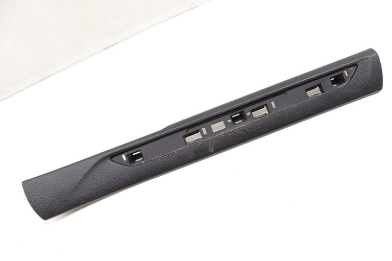 Door Sill / Scuff Panel 51477284558 — Used (SKU 491246)