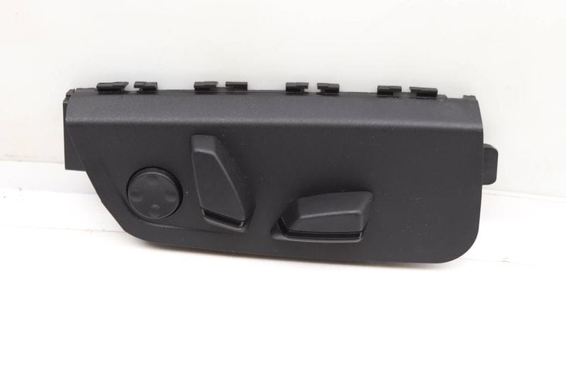 Seat Adjustment Switch 61319347418 — Used (SKU 563461)