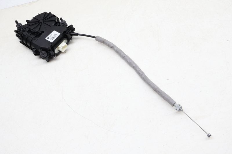 Hatch / Trunk Lid Latch  Lock Actuator 51247303443 — Used (SKU 657113)