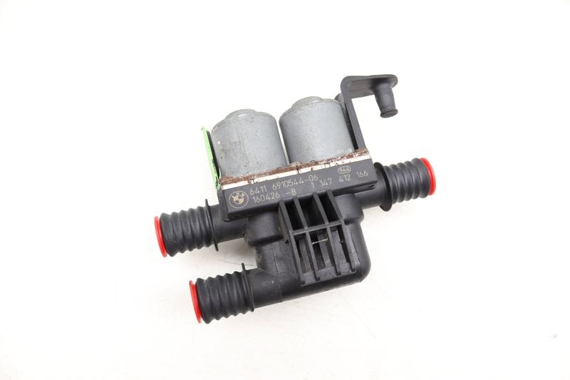 Heater / Water Control Valve 64116910544 — Used (SKU 491314)