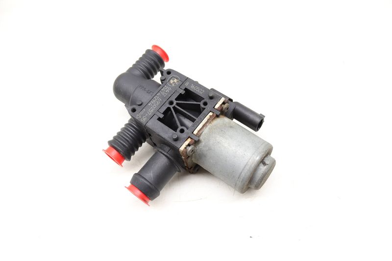 Heater / Water Control Valve 64126950257 — Used (SKU 491315)