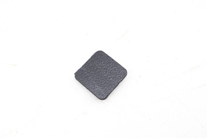 Interior Trim / Cap 7360310 — Used (SKU 657101)