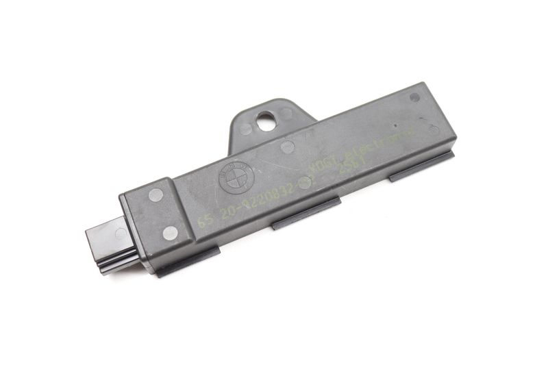Keyless Entry Antenna 65209220832 — Used (SKU 491521)