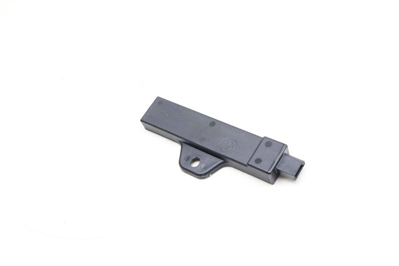 Keyless Entry Antenna 65209220832 — Used (SKU 657033)