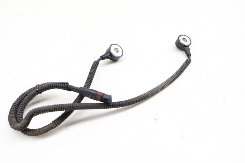 Knock Sensor 13627566786 — Used (SKU 644121)